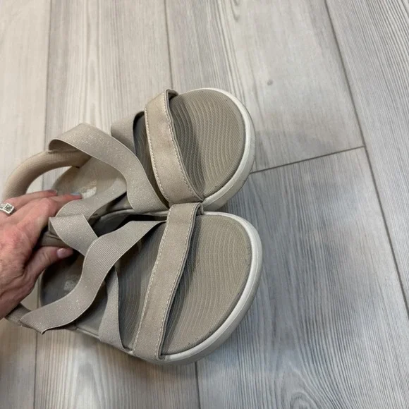 Skechers Go Walk Flex Sandal Women's 9 Glimmer Up Slip Ins Taupe 141489 - Picture 8 of 10